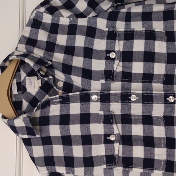 J CREW NAVY & WHITE PERFECT FIT BUTTON FRONT SHIRT - Picture 2 of 6